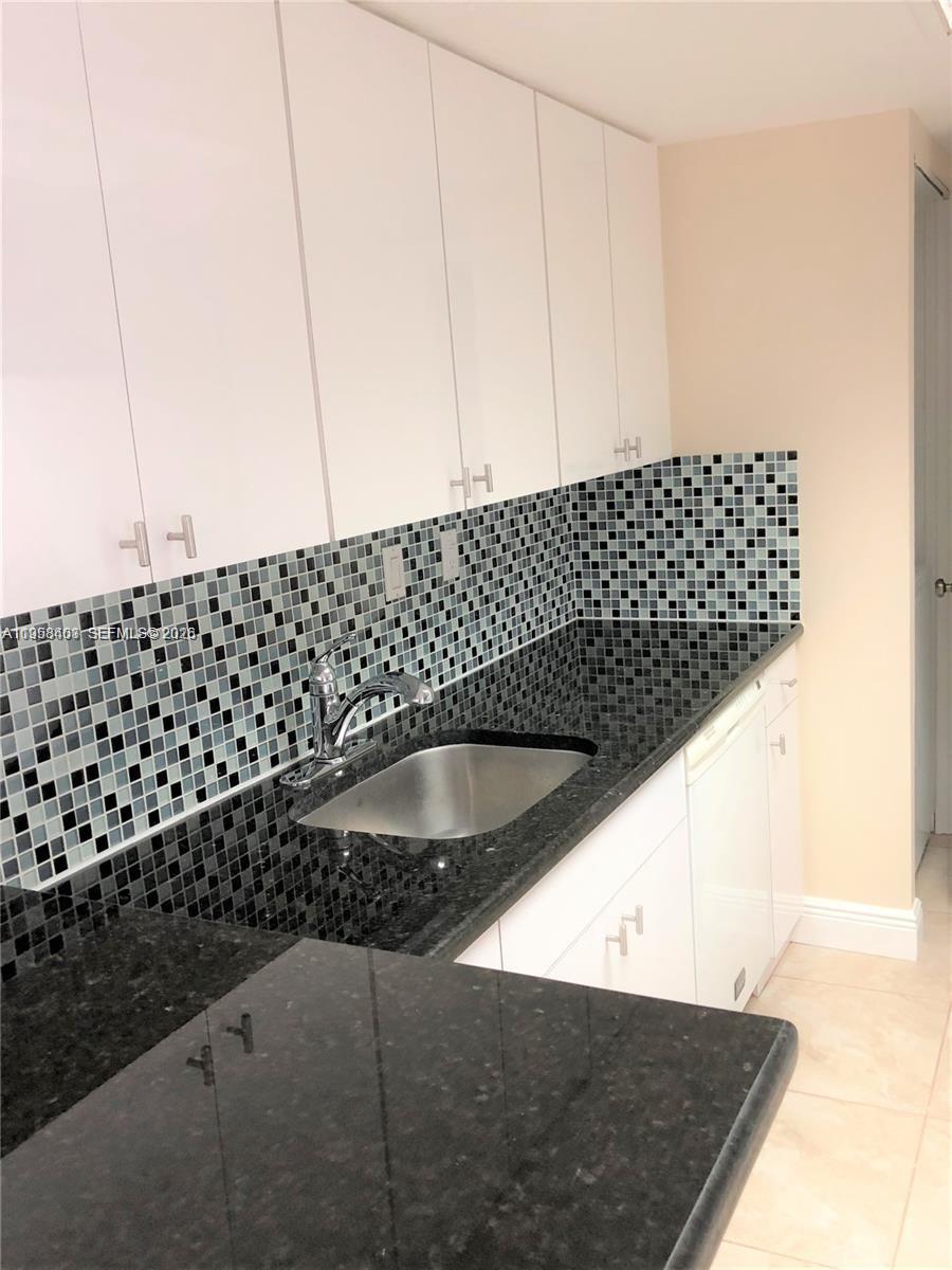 15820 SW 91st Ct #C Palmetto Bay, FL 33157