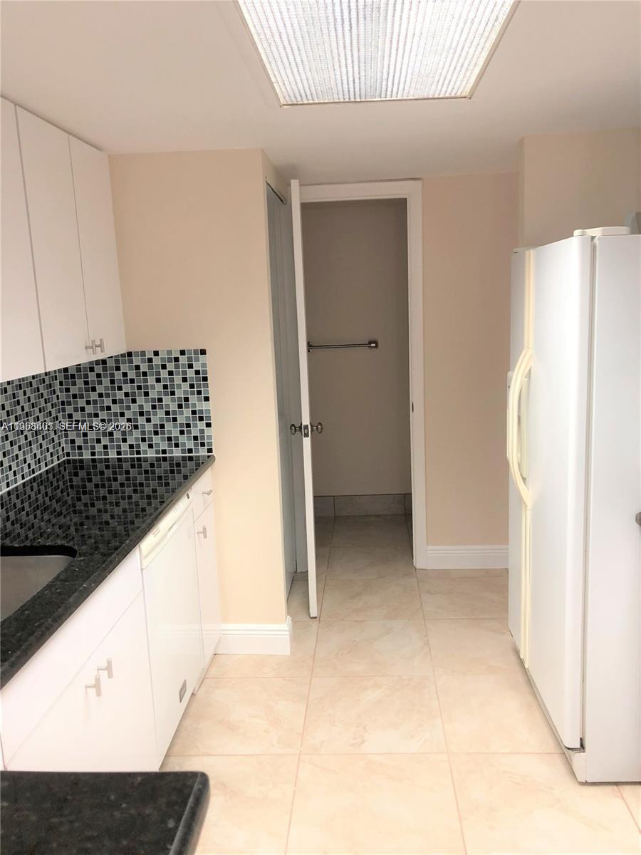 15820 SW 91st Ct #C Palmetto Bay, FL 33157