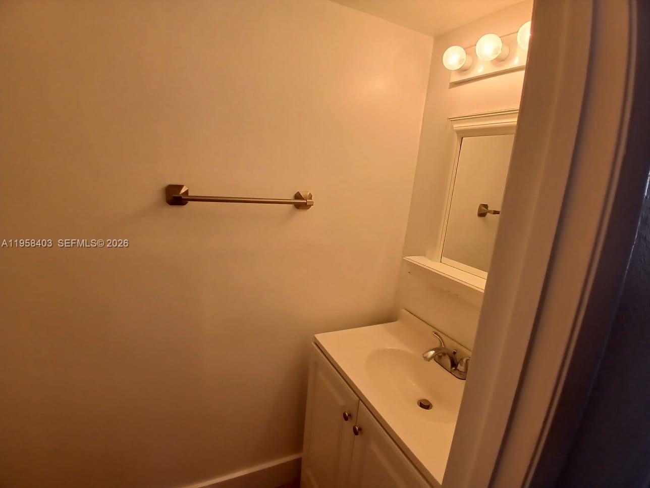 15820 SW 91st Ct #C Palmetto Bay, FL 33157