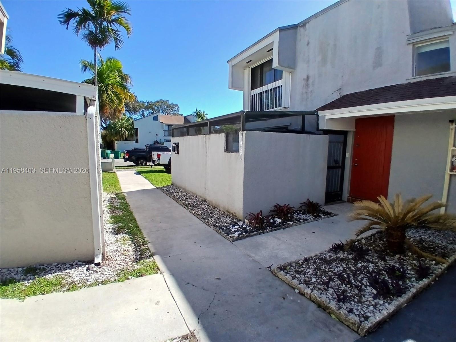 15820 SW 91st Ct #C Palmetto Bay, FL 33157