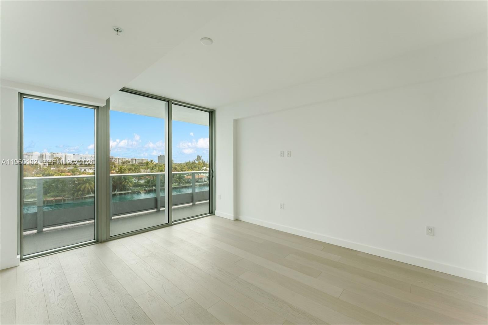 9201 E Bay Hbr Dr #501 Bay Harbor Islands, FL 33154