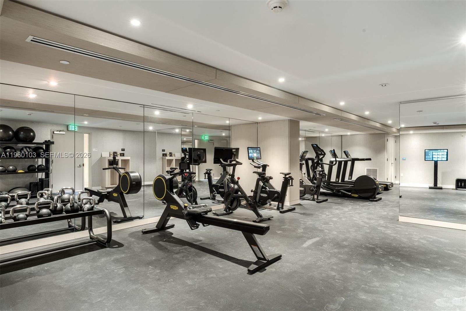 9201 E Bay Hbr Dr #501 Bay Harbor Islands, FL 33154