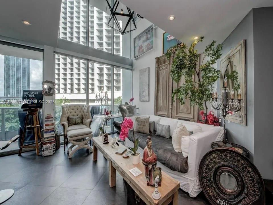 200 Biscayne Blvd Way #501