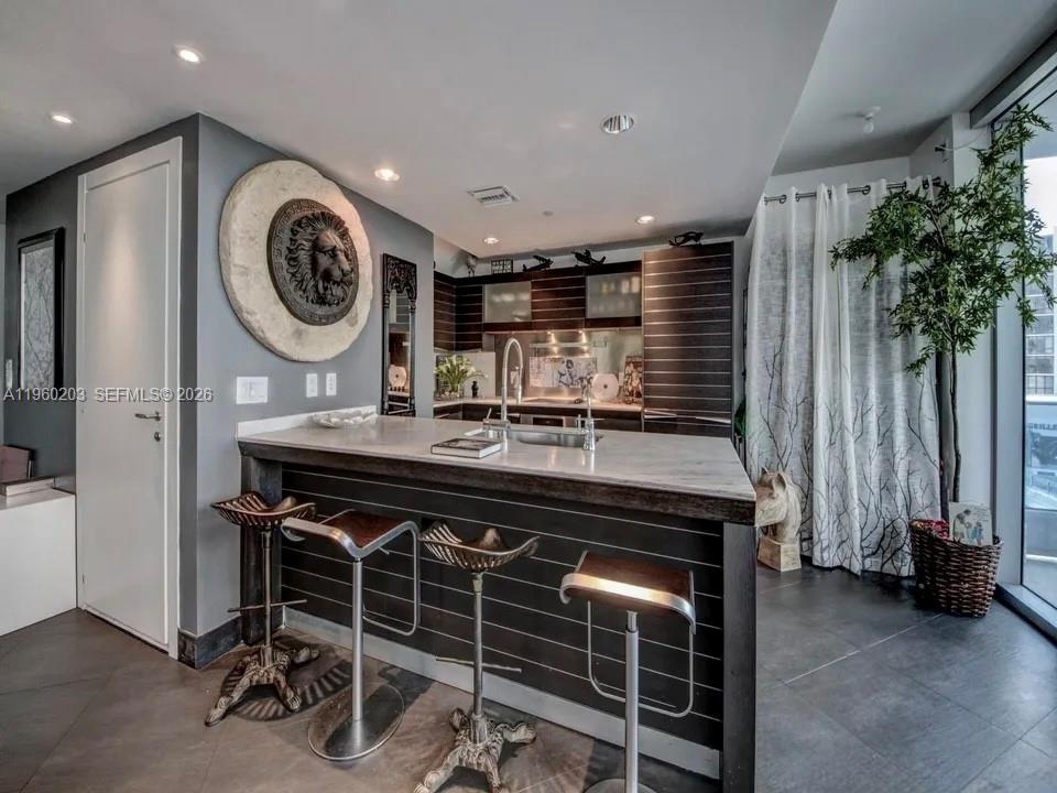 200 Biscayne Blvd Way #501 Miami, FL 33131