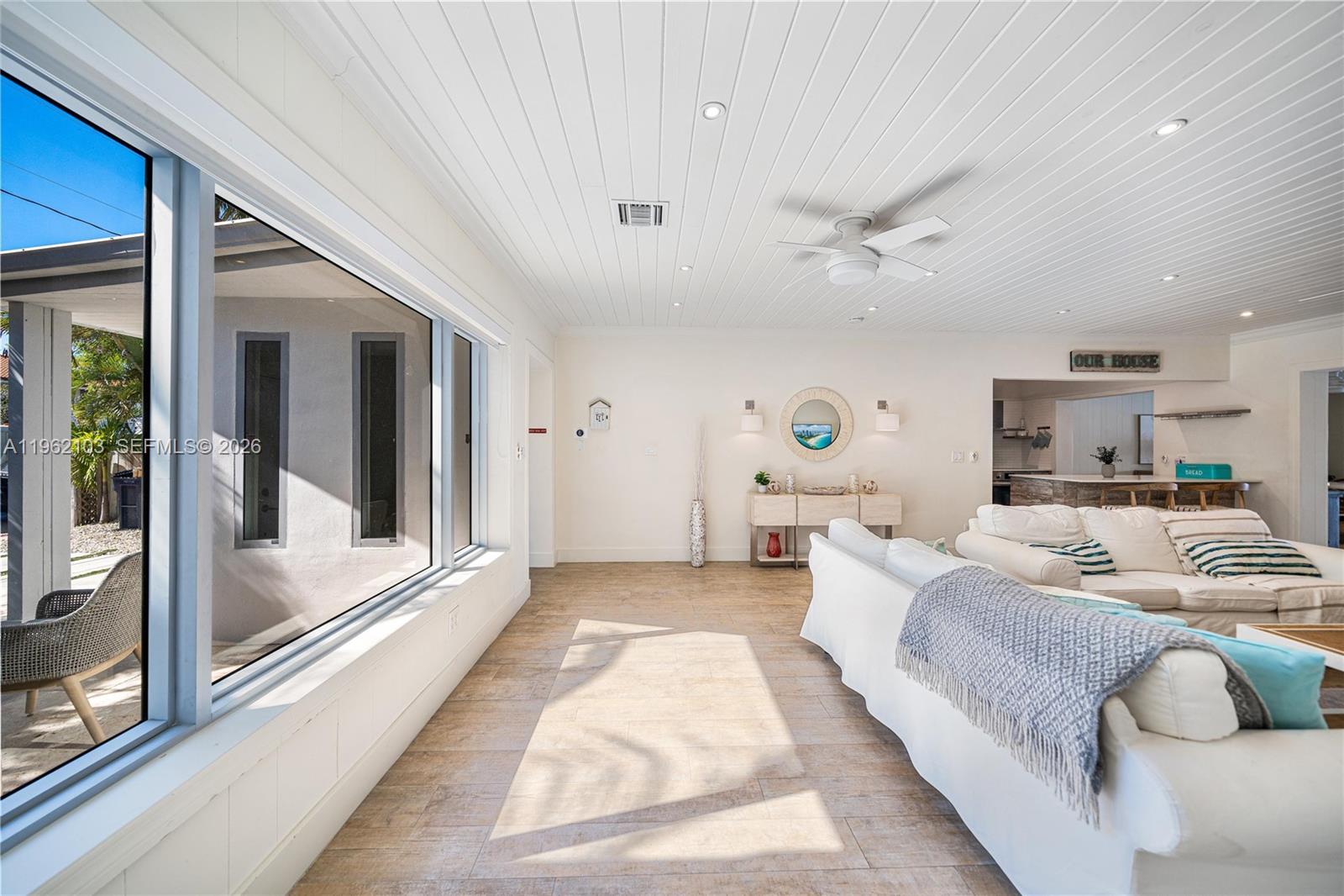 621 86th St Miami Beach, FL 33141