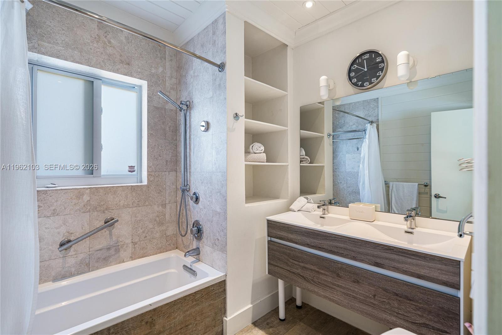 621 86th St Miami Beach, FL 33141