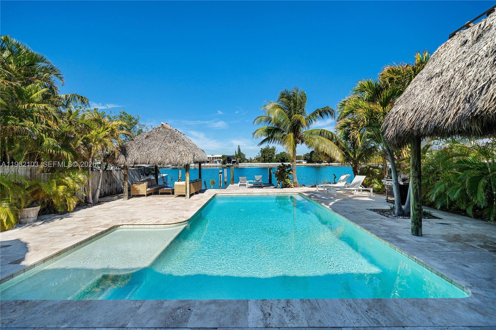 621 86th St Miami Beach, FL 33141