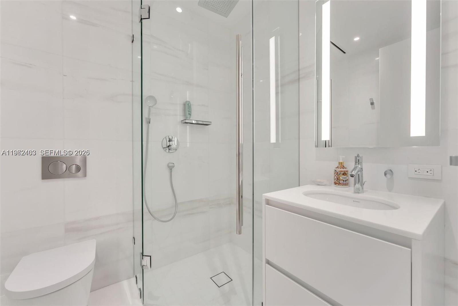 image Aston Martin Residences11