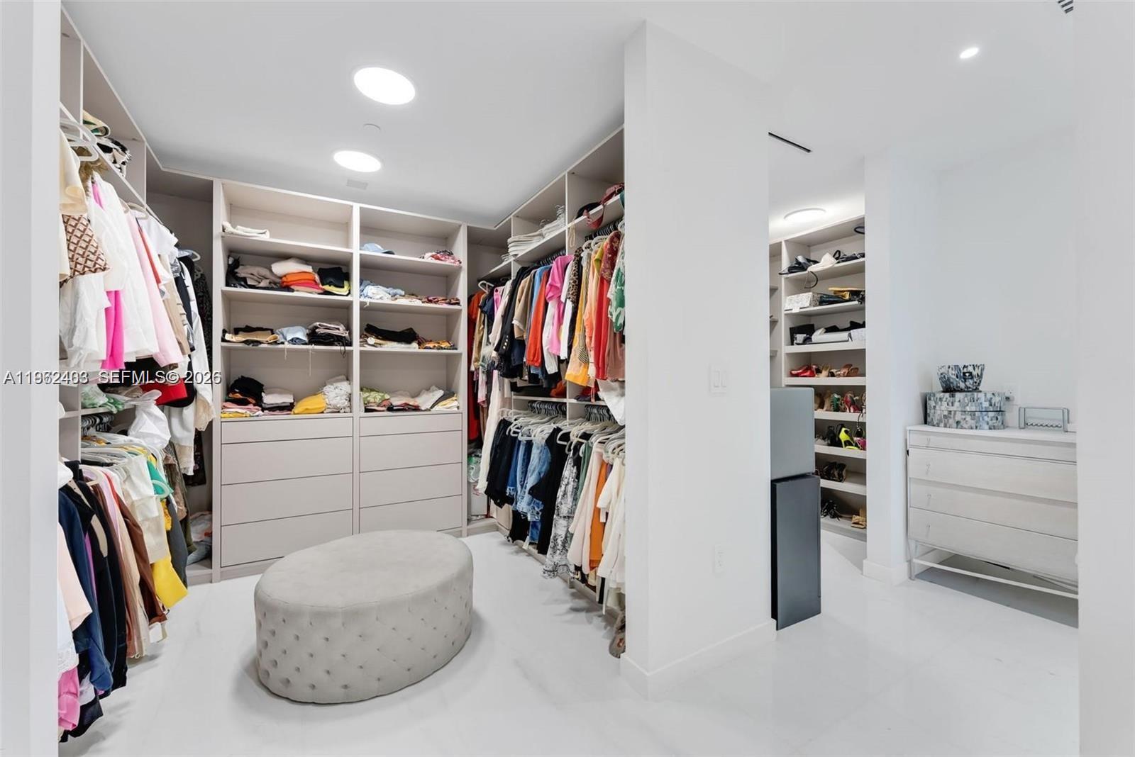 image Aston Martin Residences20