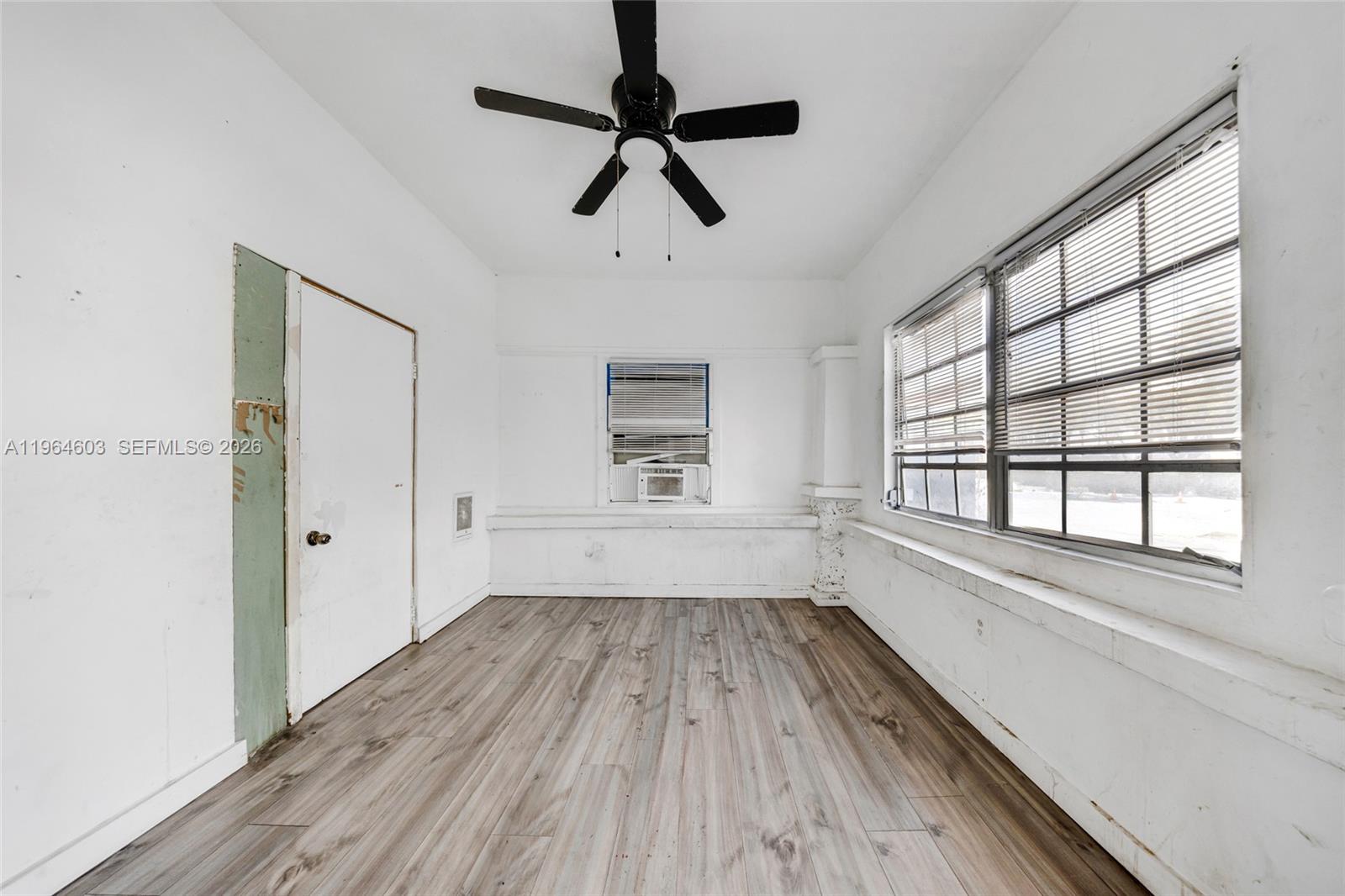 1342 NW 1st St Miami, FL 33125