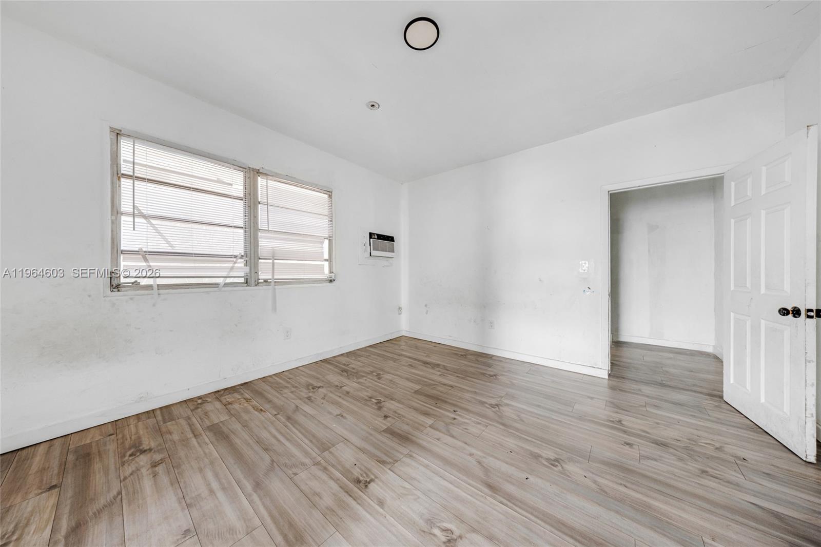 1342 NW 1st St Miami, FL 33125