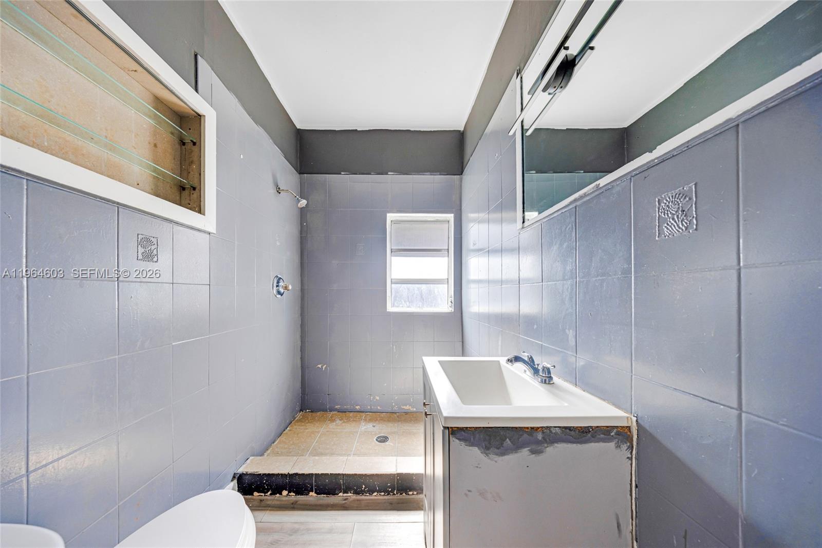 1342 NW 1st St Miami, FL 33125