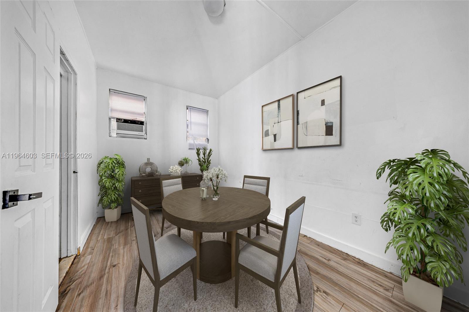 1342 NW 1st St Miami, FL 33125