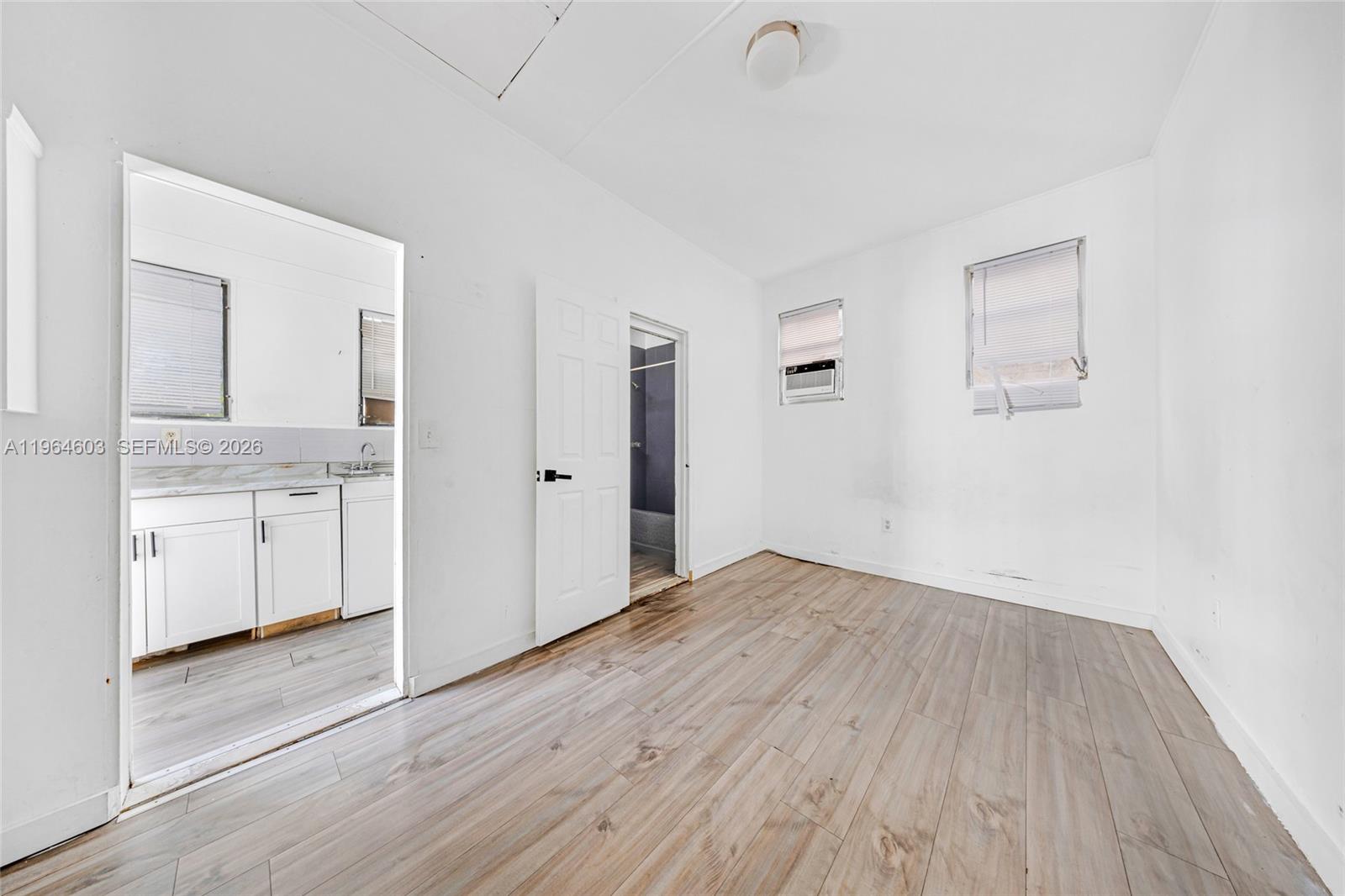 1342 NW 1st St Miami, FL 33125