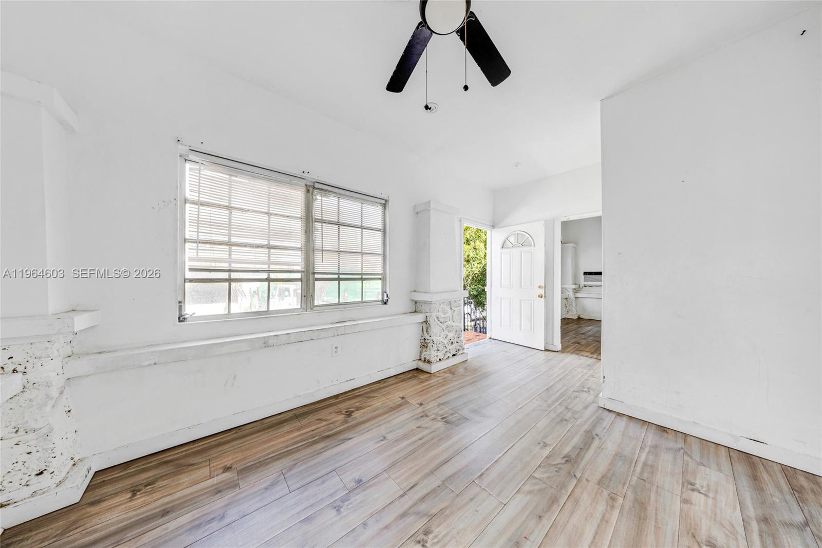 1342 NW 1st St Miami, FL 33125