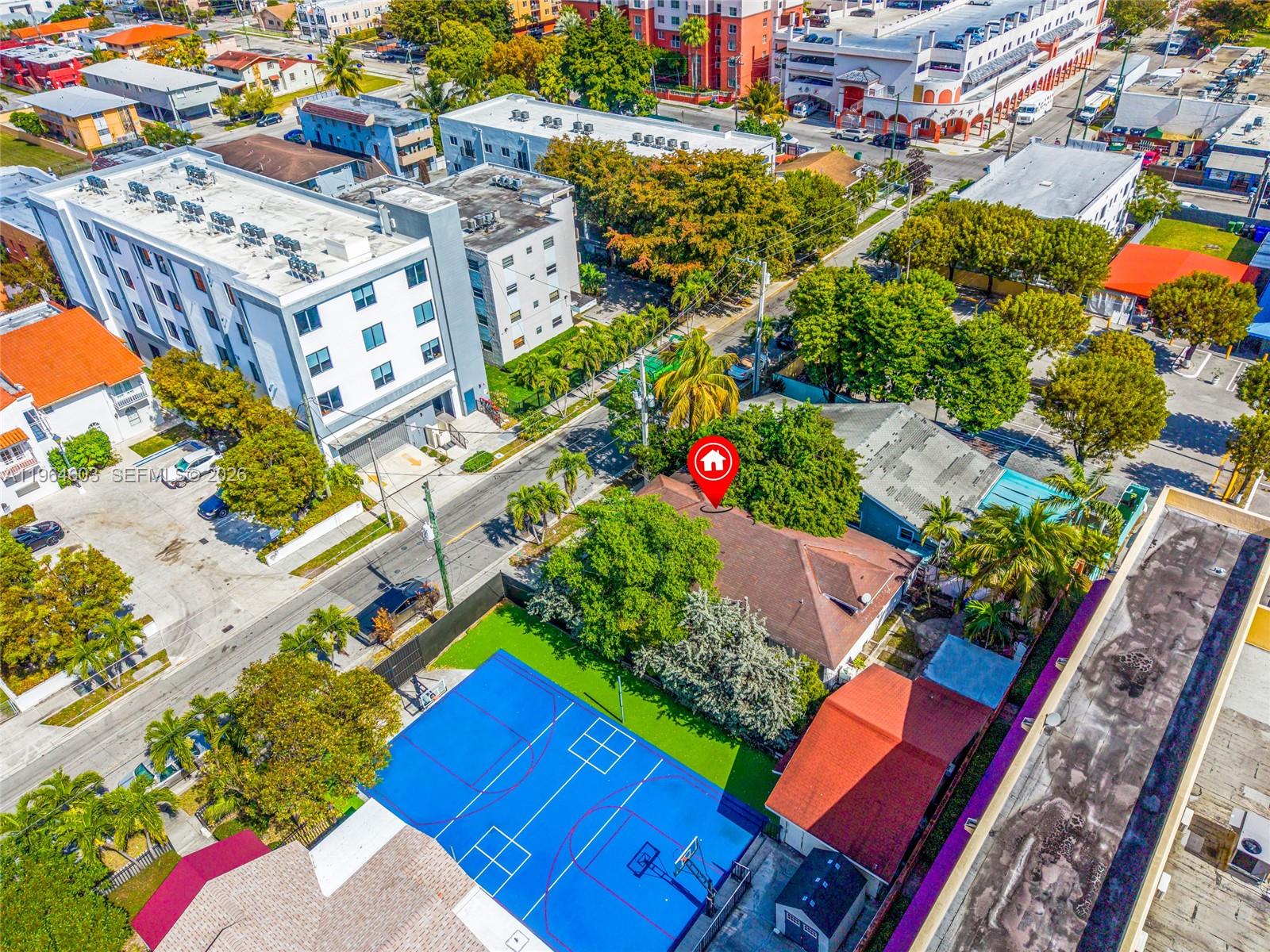 1342 NW 1st St Miami, FL 33125