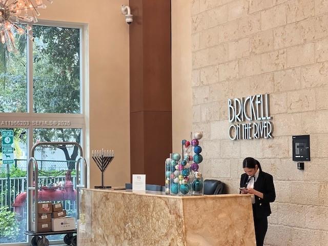 image Brickell on the River North21