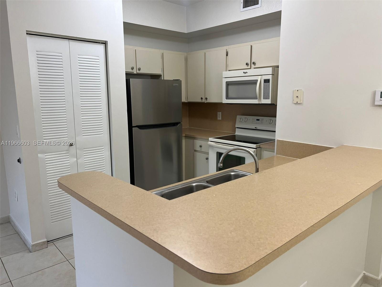 7220 NW 114th Ave #307