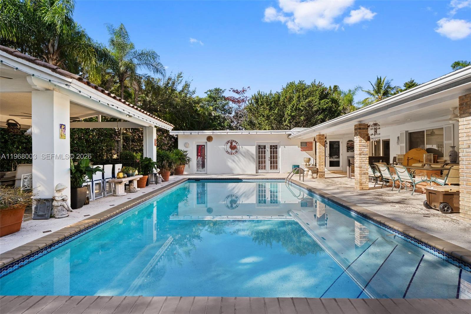 11220 SW 67th Ave Pinecrest, FL 33156