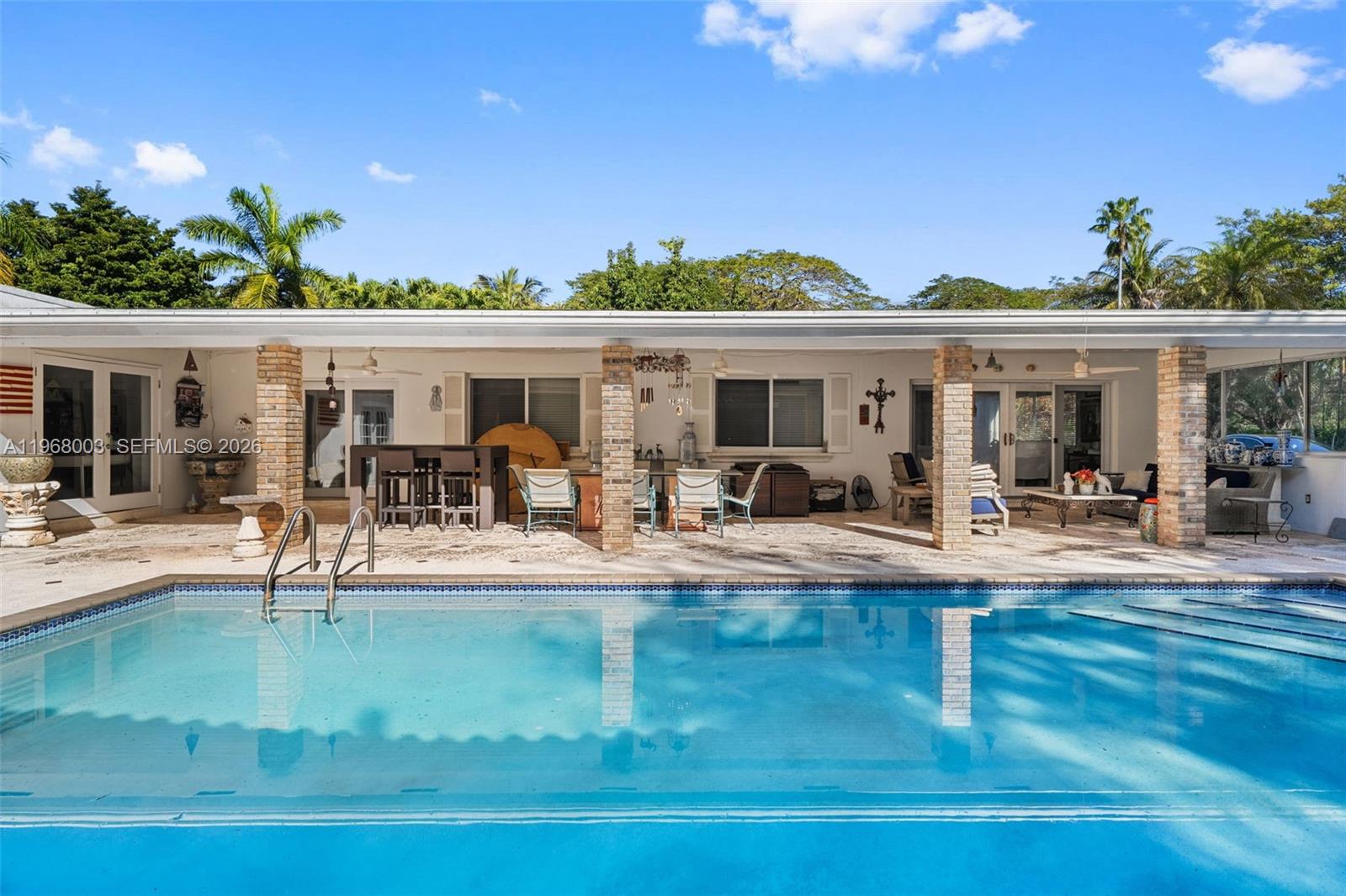 11220 SW 67th Ave Pinecrest, FL 33156