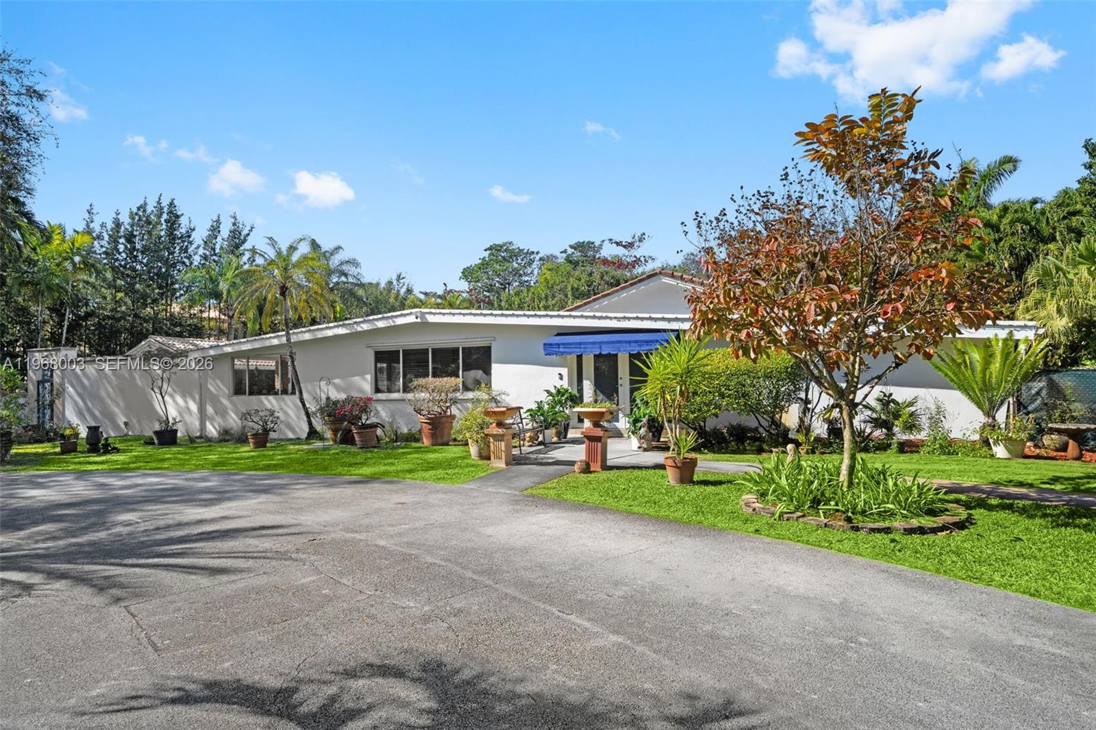 11220 SW 67th Ave Pinecrest, FL 33156