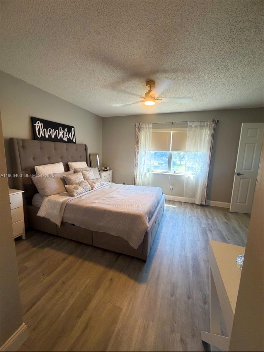 9201 Sunrise Lks Blvd #302 Sunrise, FL 33322