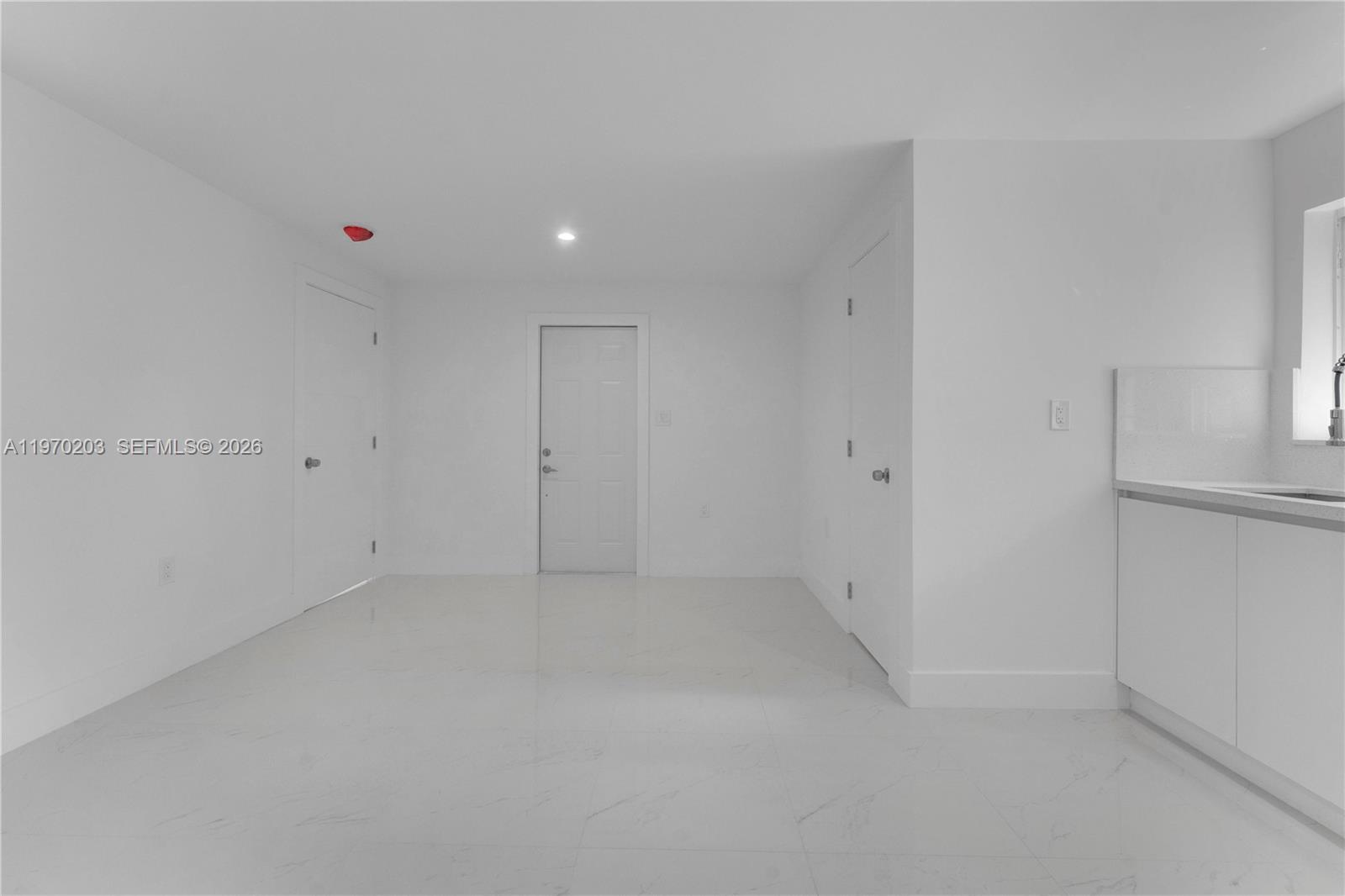 521 NW 33rd Ave Miami, FL 33125