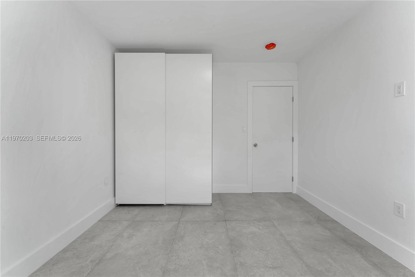 521 NW 33rd Ave Miami, FL 33125