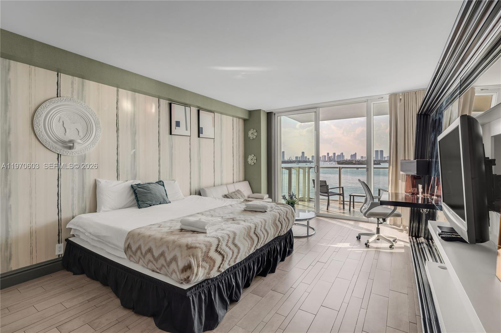 1100 West Ave #520 Miami Beach, FL 33139