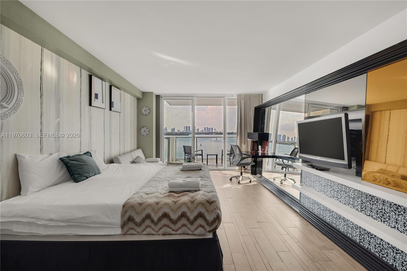 1100 West Ave #520 Miami Beach, FL 33139