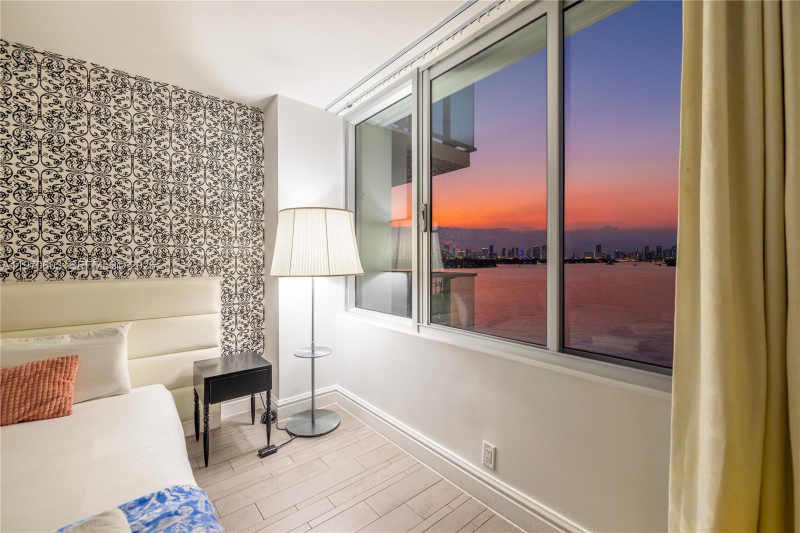 1100 West Ave #520 Miami Beach, FL 33139