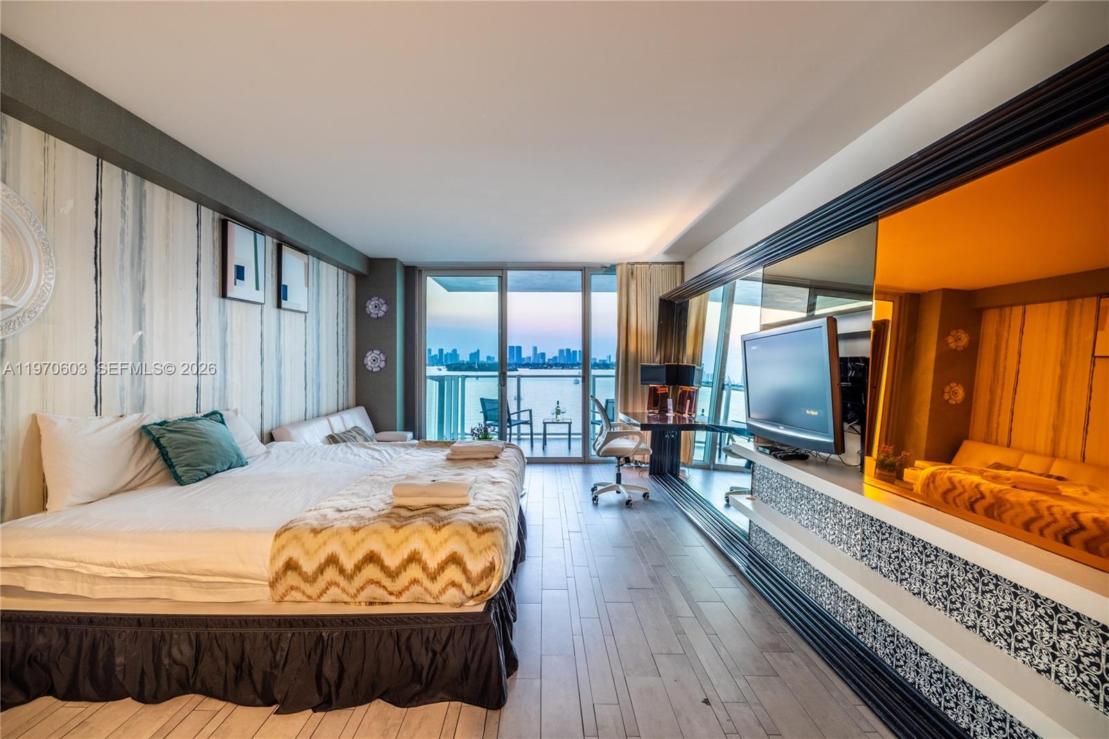 1100 West Ave #520 Miami Beach, FL 33139