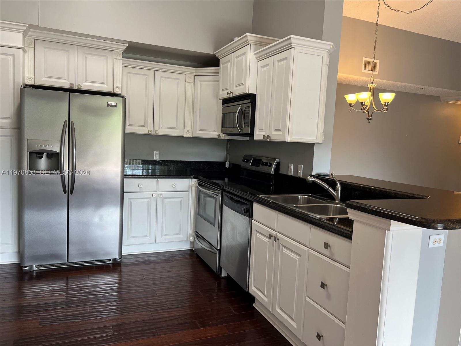 6928 SW 39th St #A303 Davie, FL 33314