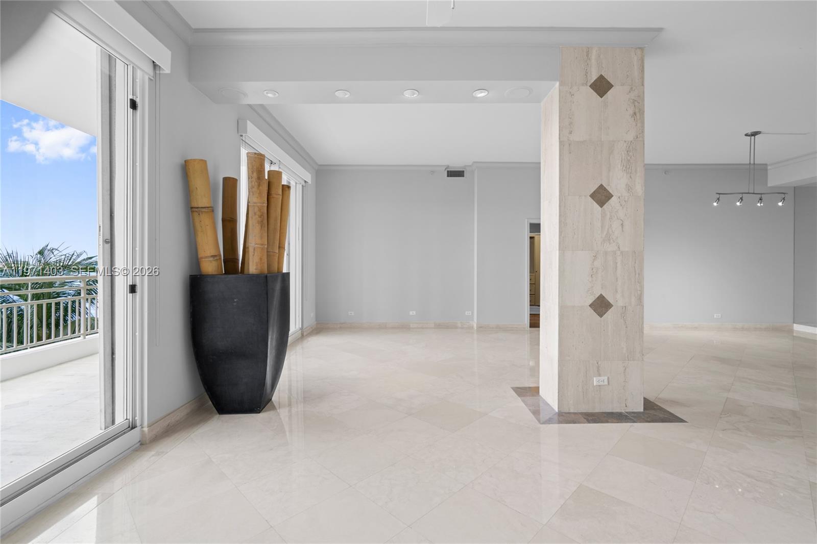 888 Brickell Key Dr #408 Miami, FL 33131