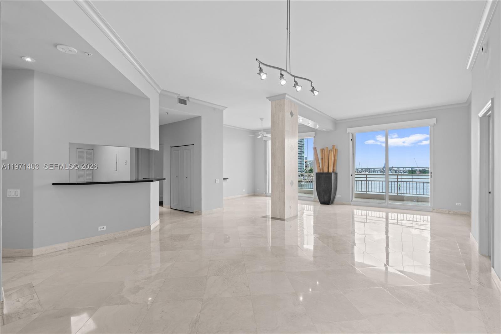 888 Brickell Key Dr #408 Miami, FL 33131