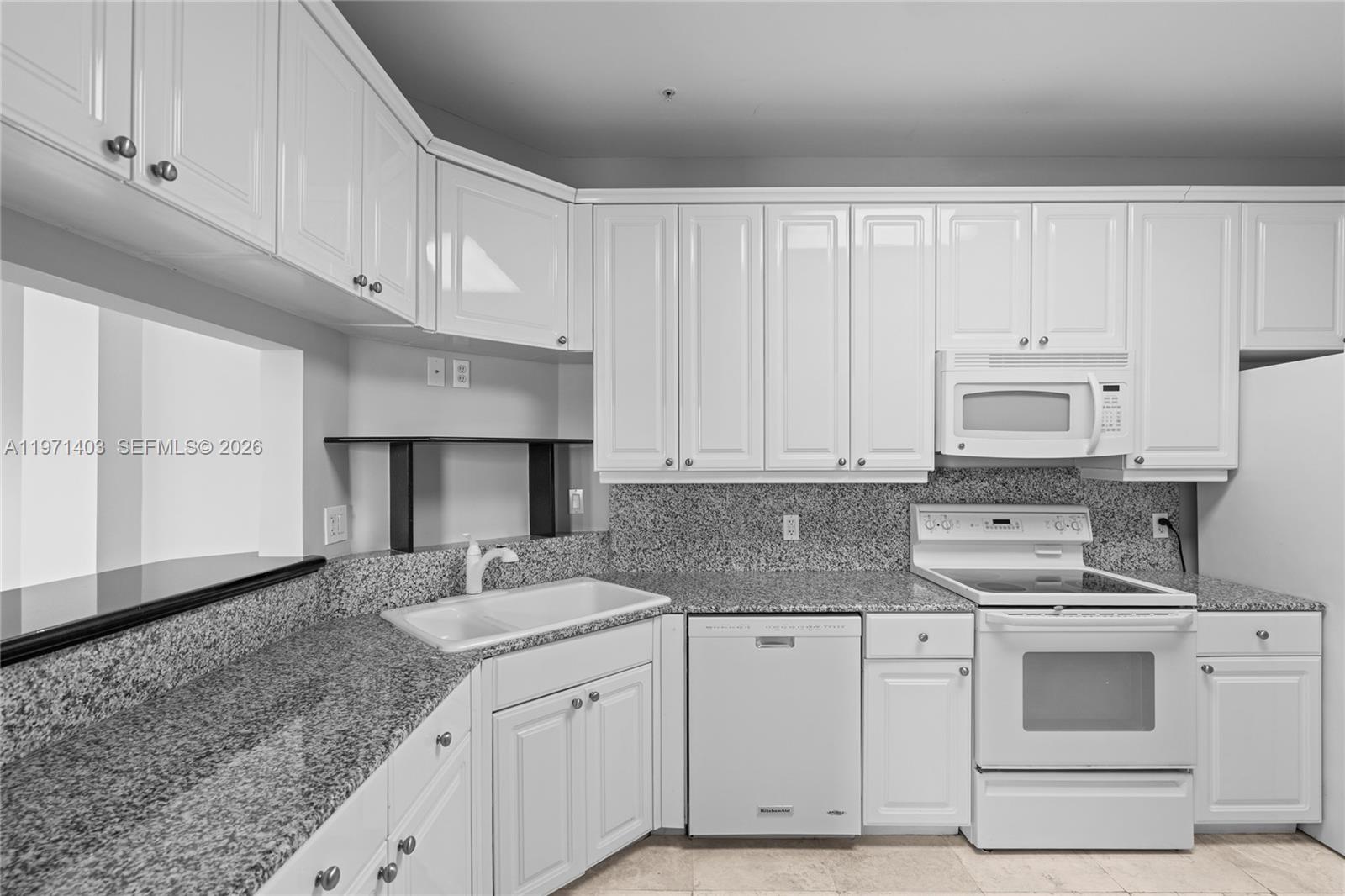 888 Brickell Key Dr #408 Miami, FL 33131