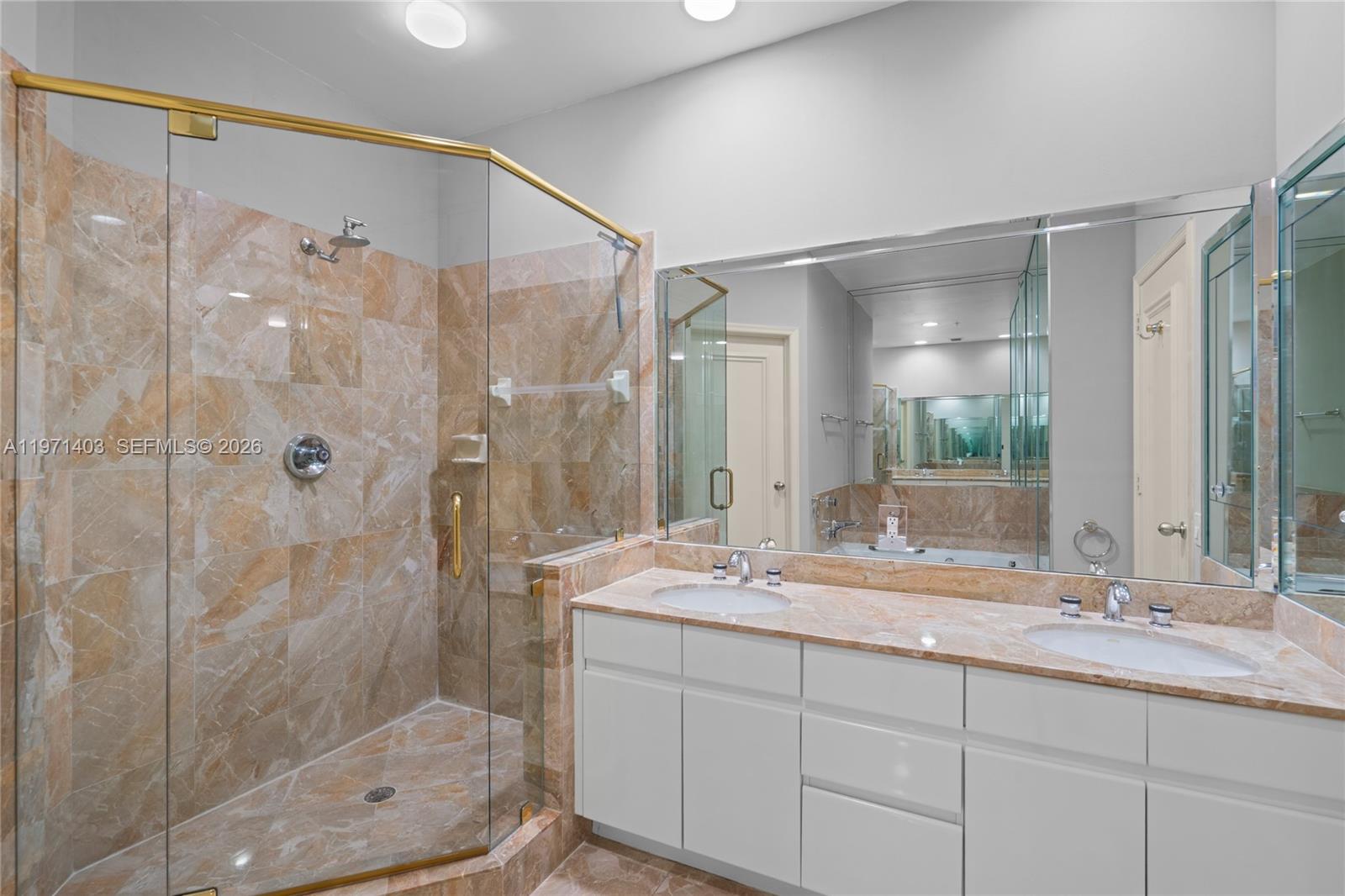 888 Brickell Key Dr #408 Miami, FL 33131