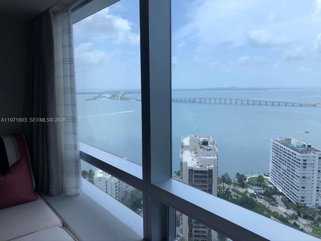 1435 Brickell Ave #3505