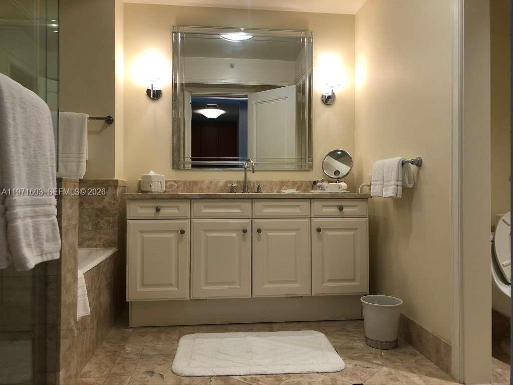 1435 Brickell Ave #3505 Miami, FL 33131