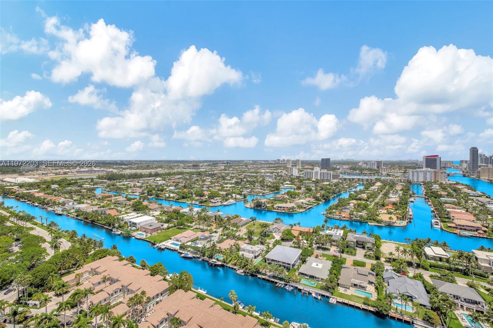 21200 Point Pl #PH2804 Aventura, FL 33180