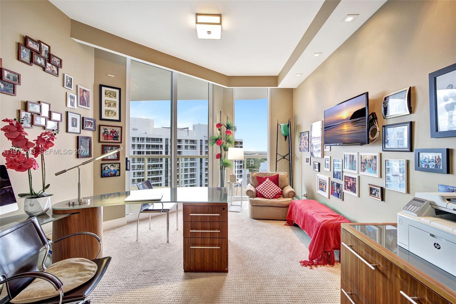 21200 Point Pl #PH2804 Aventura, FL 33180