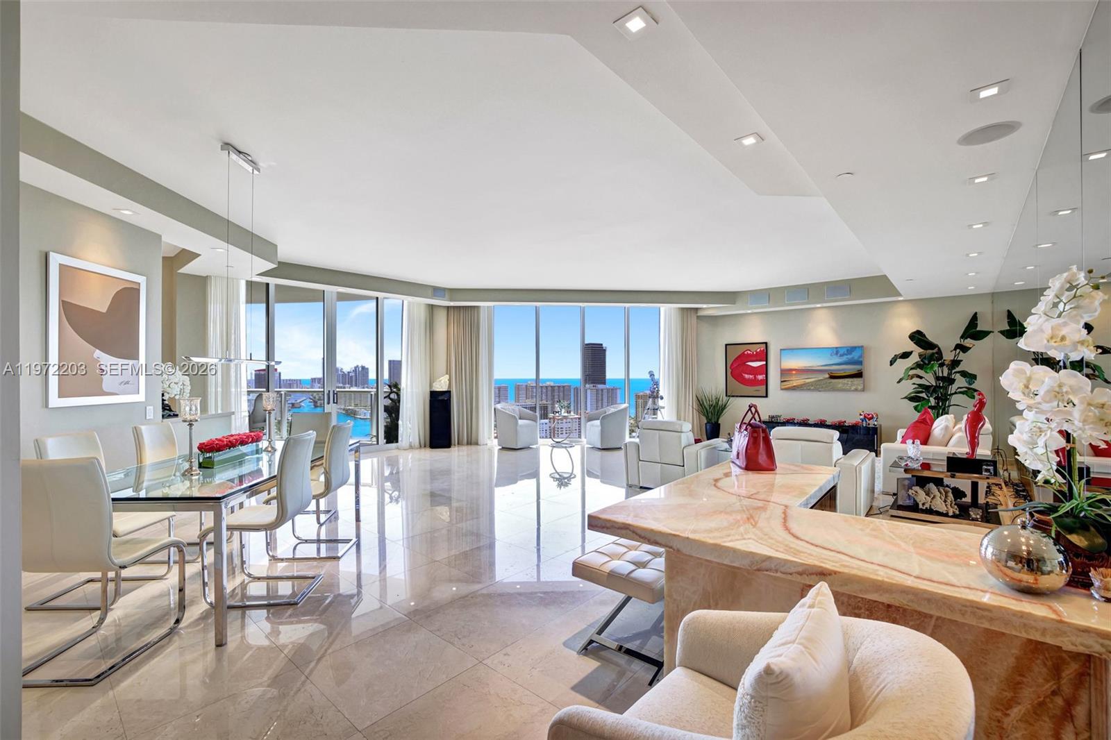 21200 Point Pl #PH2804 Aventura, FL 33180