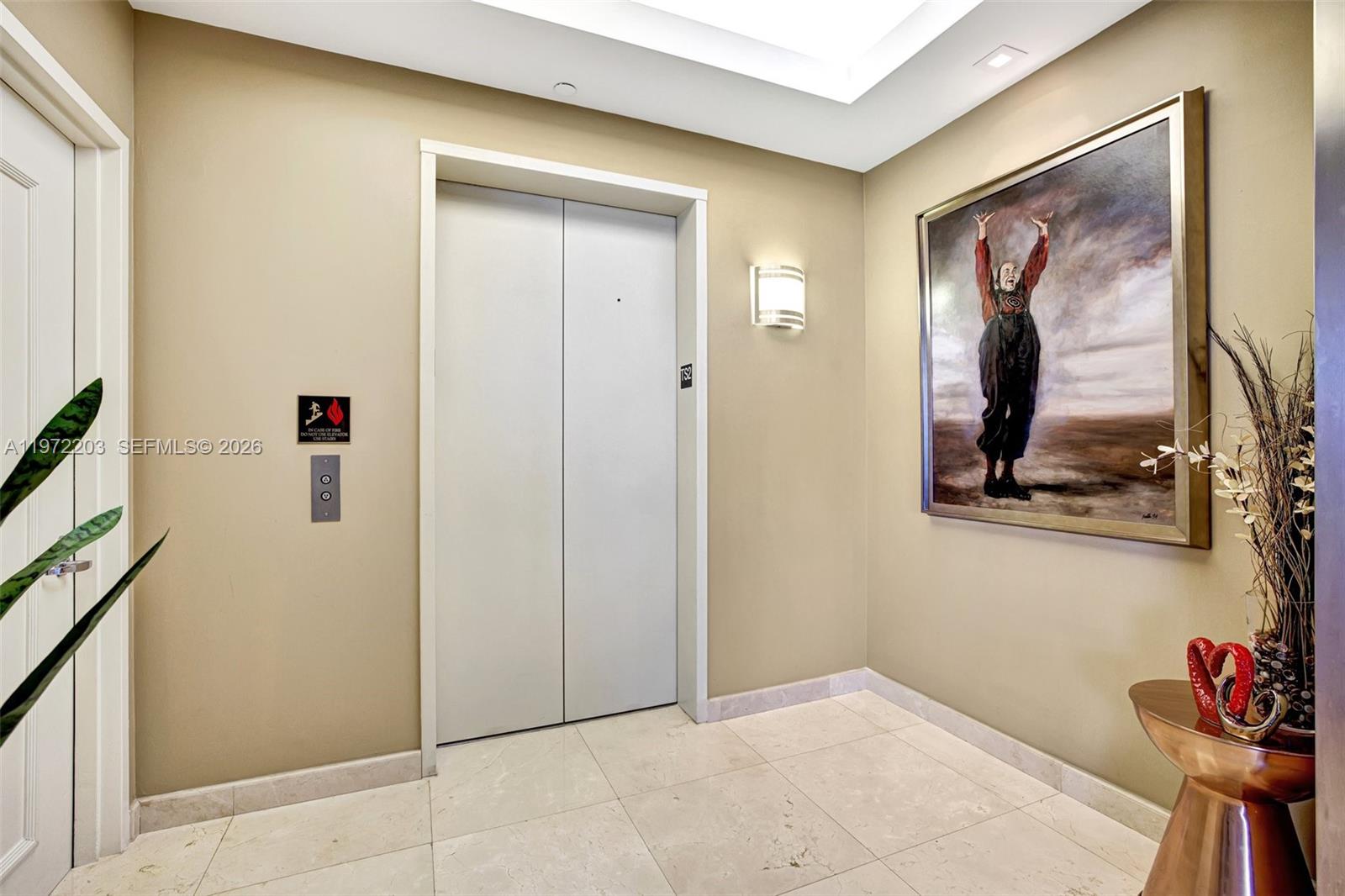 21200 Point Pl #PH2804 Aventura, FL 33180