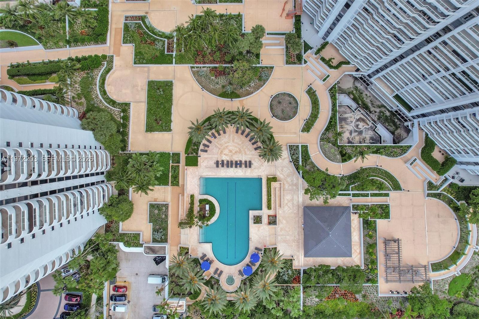 21200 Point Pl #PH2804 Aventura, FL 33180