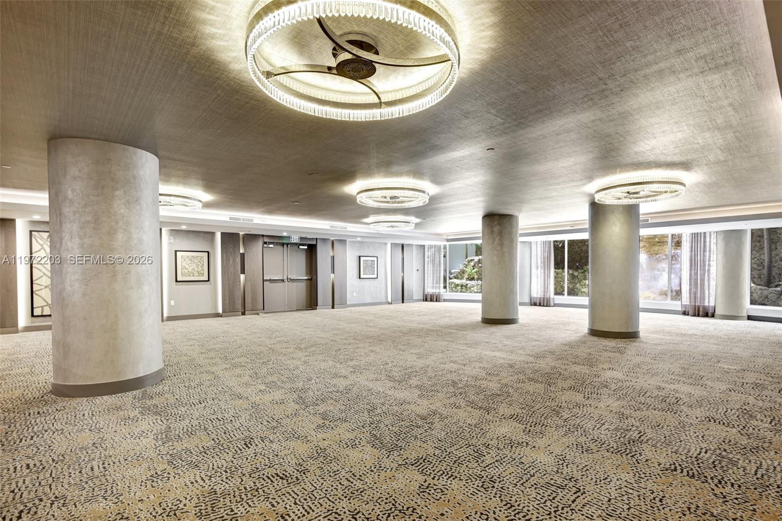 21200 Point Pl #PH2804 Aventura, FL 33180