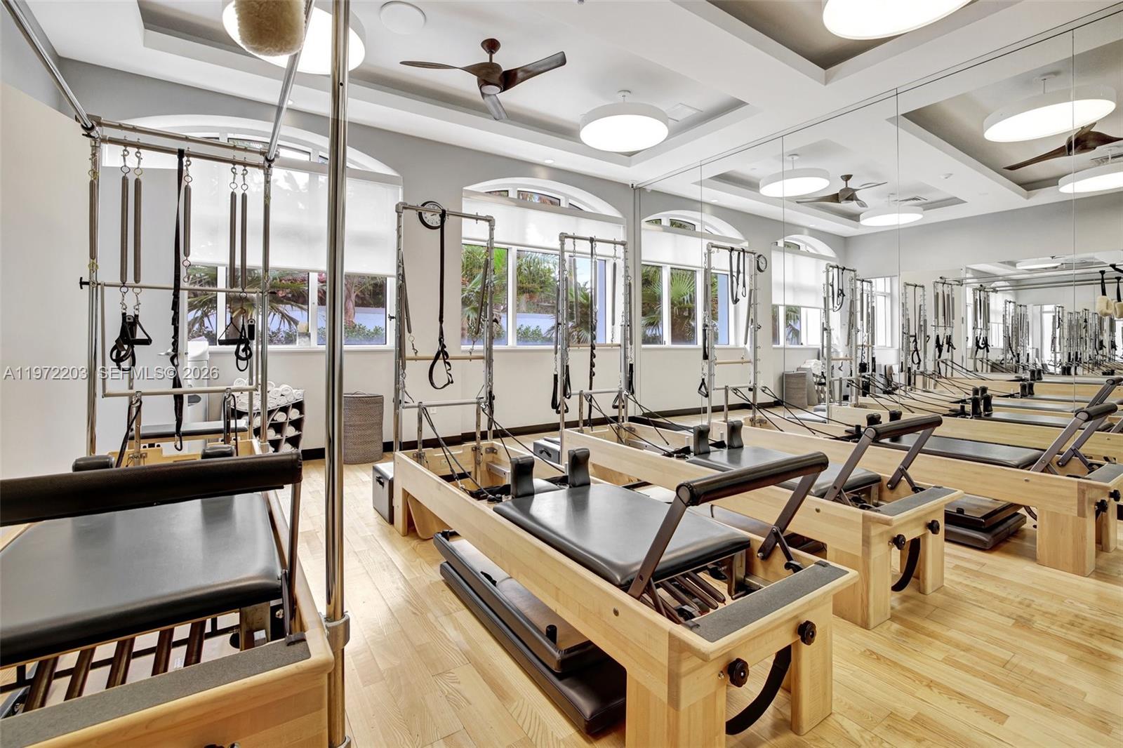 21200 Point Pl #PH2804 Aventura, FL 33180