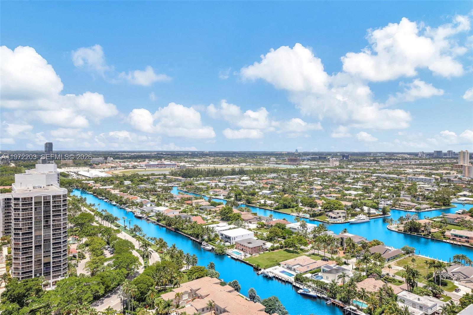 21200 Point Pl #PH2804 Aventura, FL 33180