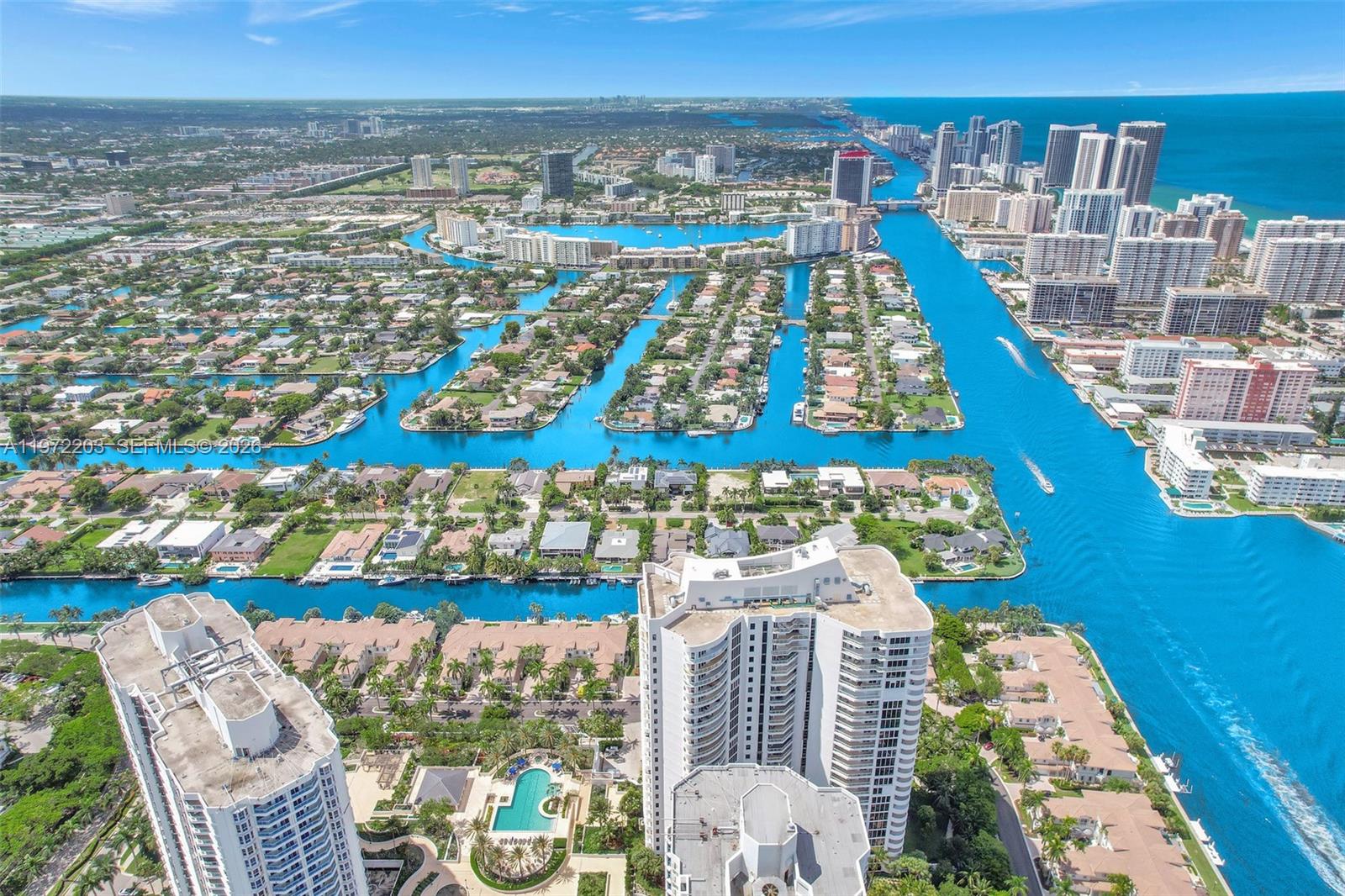 21200 Point Pl #PH2804 Aventura, FL 33180