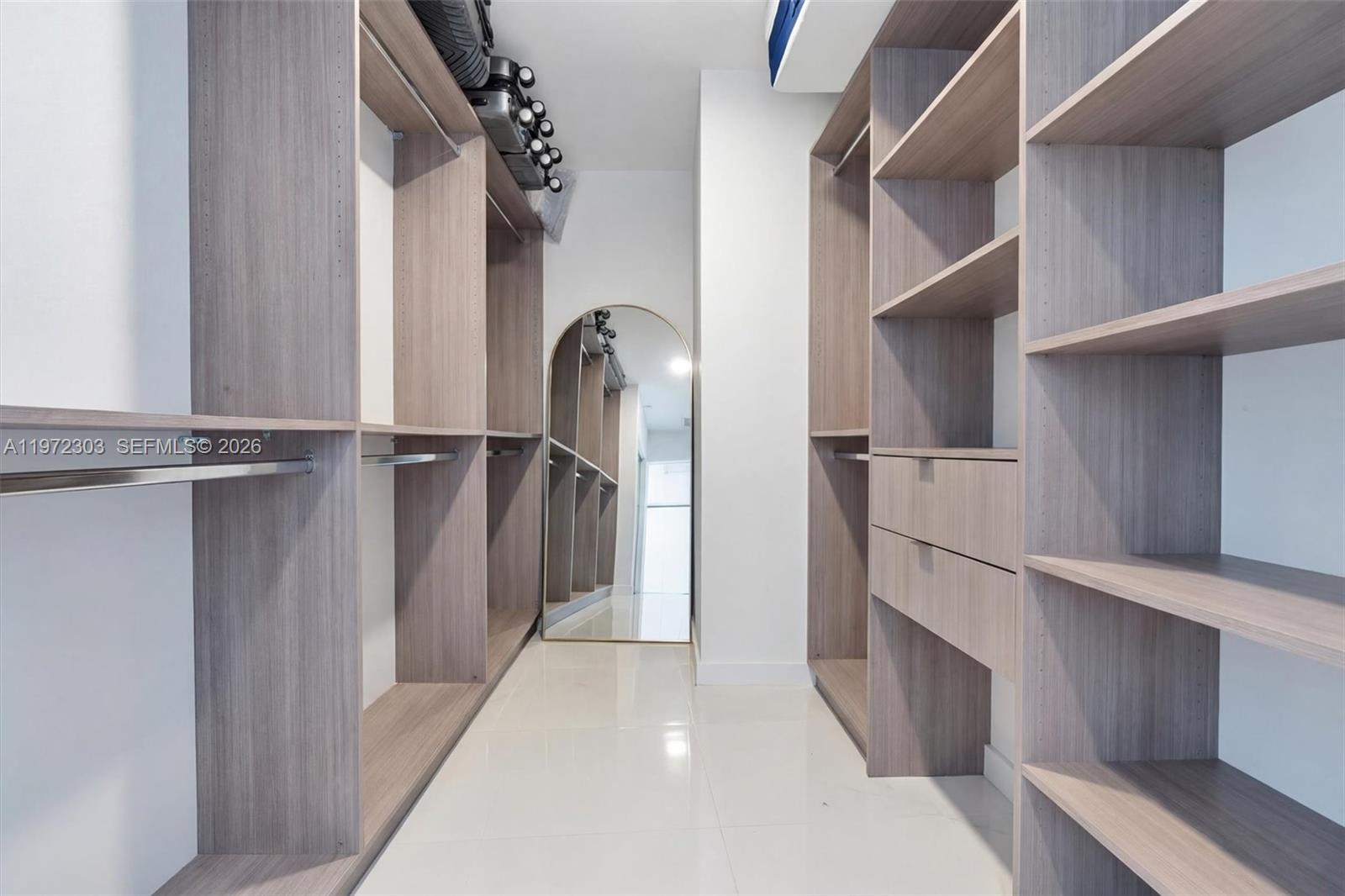 image Paramount Miami Worldcenter27