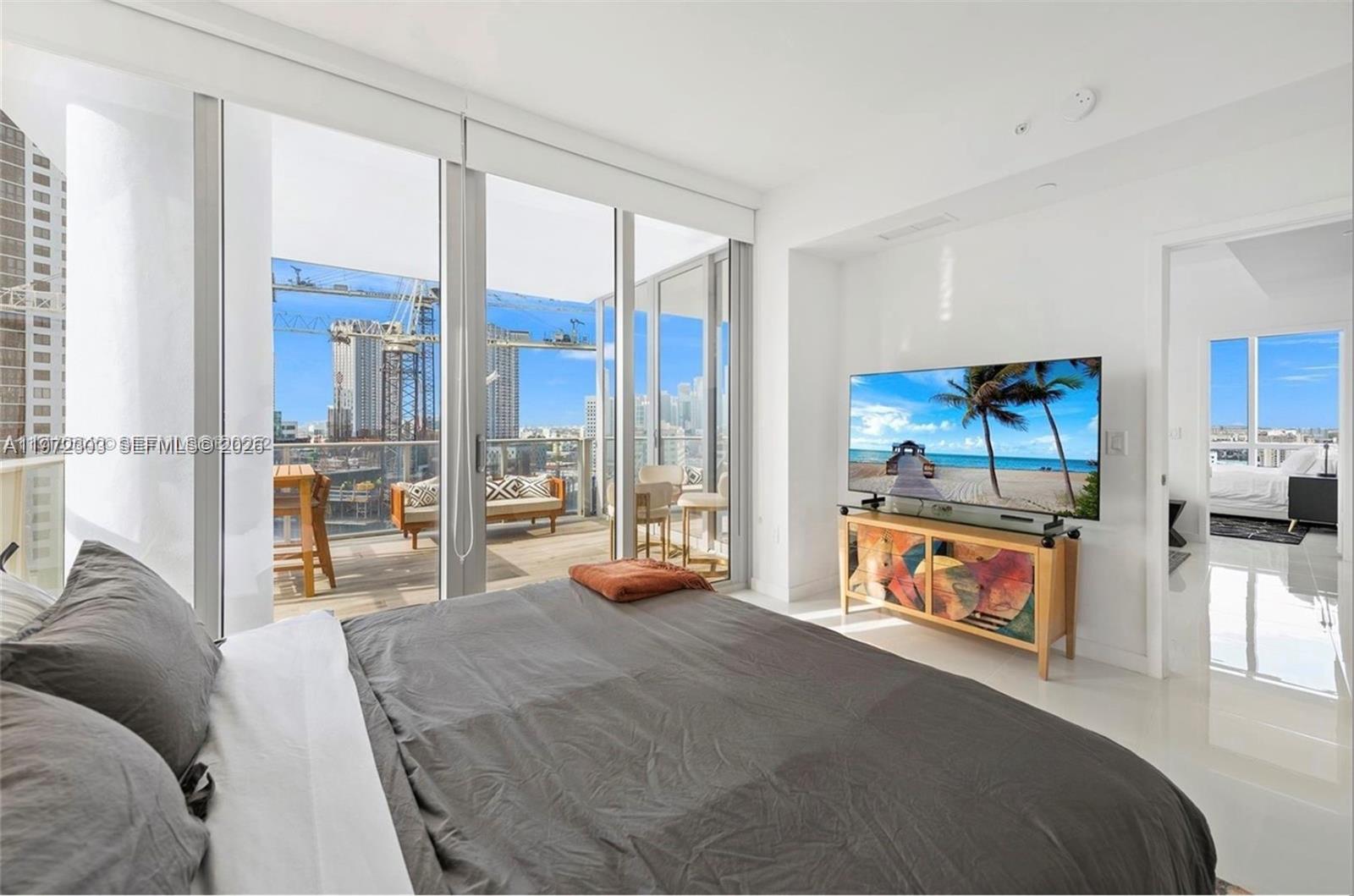 image Paramount Miami Worldcenter34